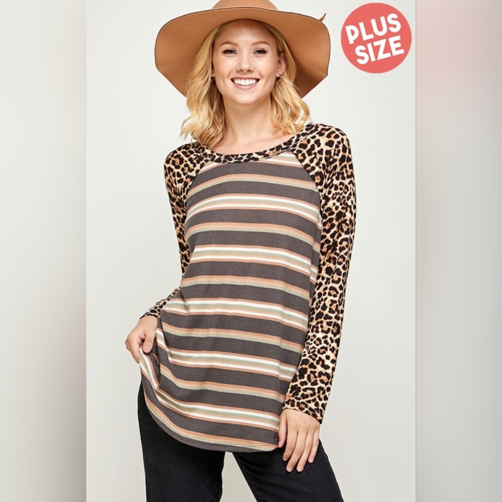 652 ❤️ 1X 2X PLUS SIZE RETRO STRIPES AND LEOPARD RAGLAN TOP- CHARCOAL COMBO